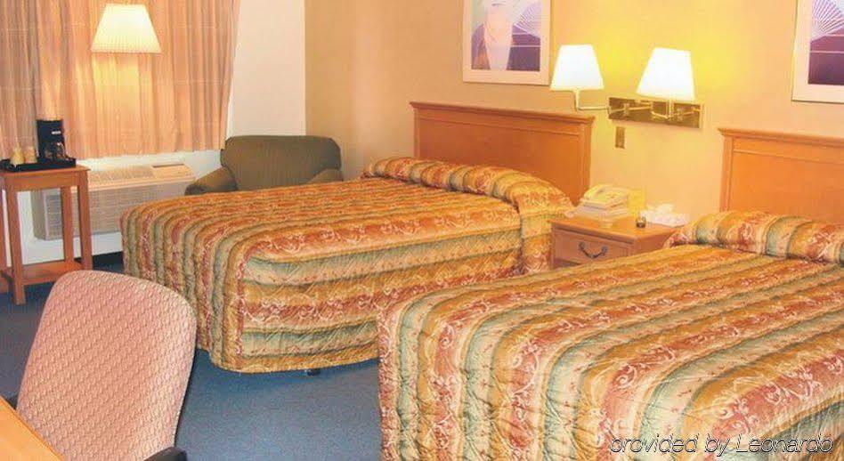 Flagship Inn & Suites Groton Buitenkant foto