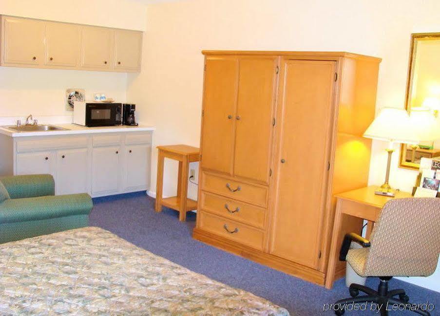 Flagship Inn & Suites Groton Buitenkant foto