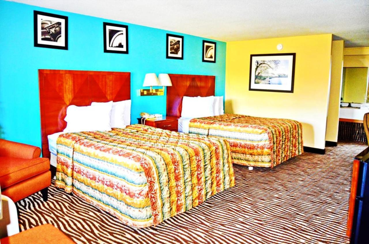 Flagship Inn & Suites Groton Buitenkant foto